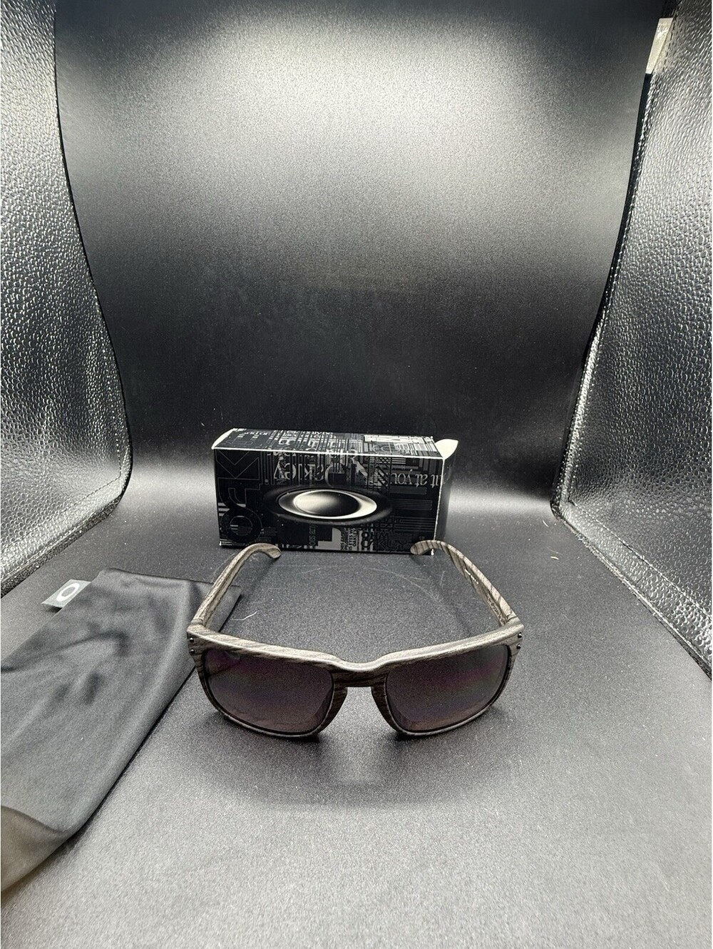 Oakley Holbrook Woodgrain/Prizm Daily Polarized Lenses OO9102-B7